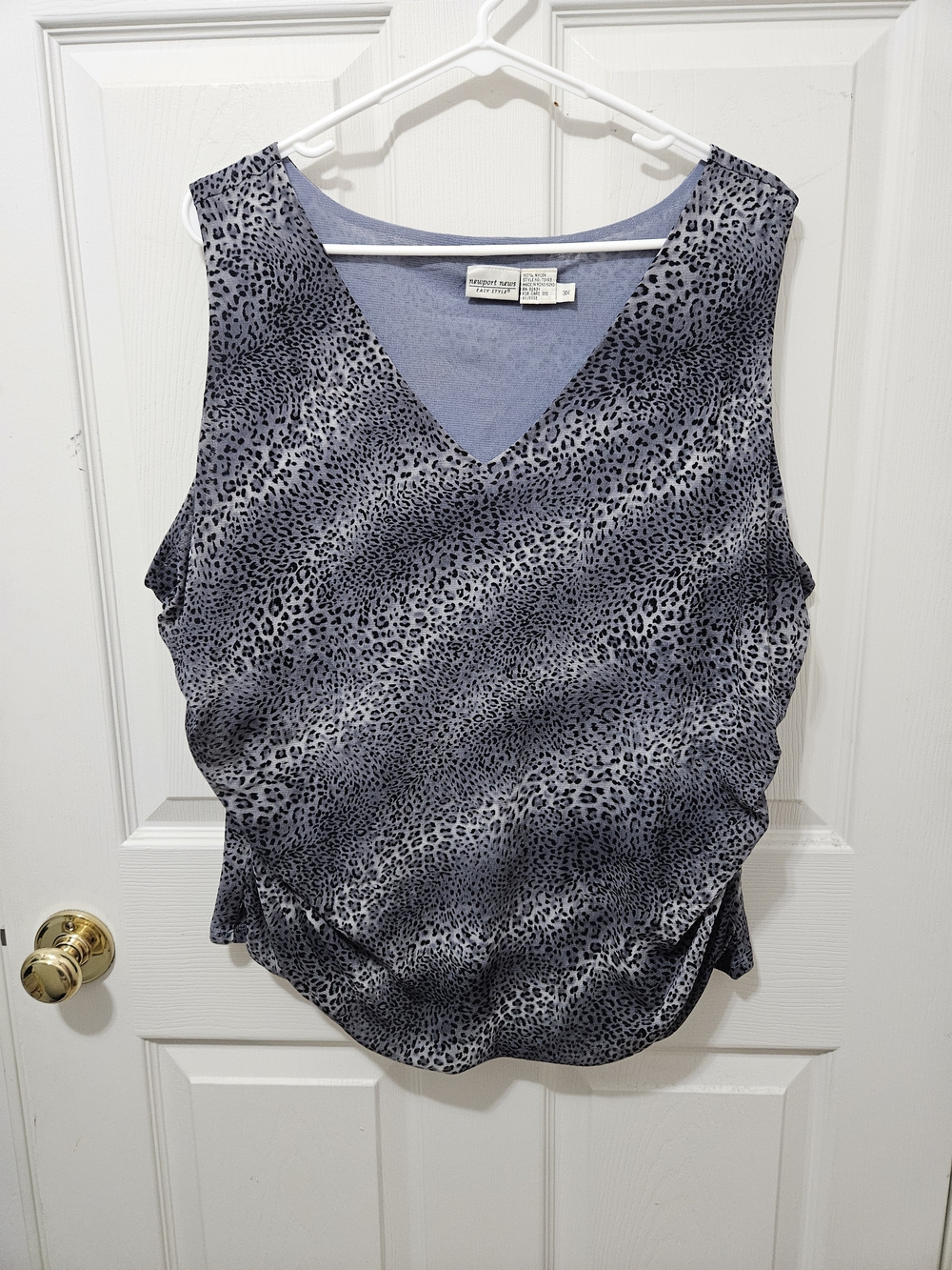 Newport News Easy Styke Dressy Or Casual Blue Leopard Print V-Neck Tank Size 3X